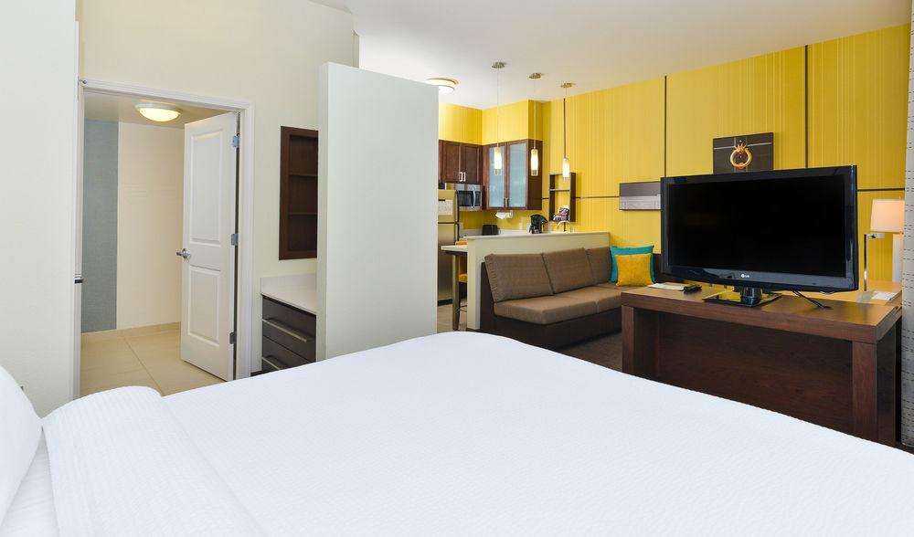 Residence Inn By Marriott Champaign Exteriör bild