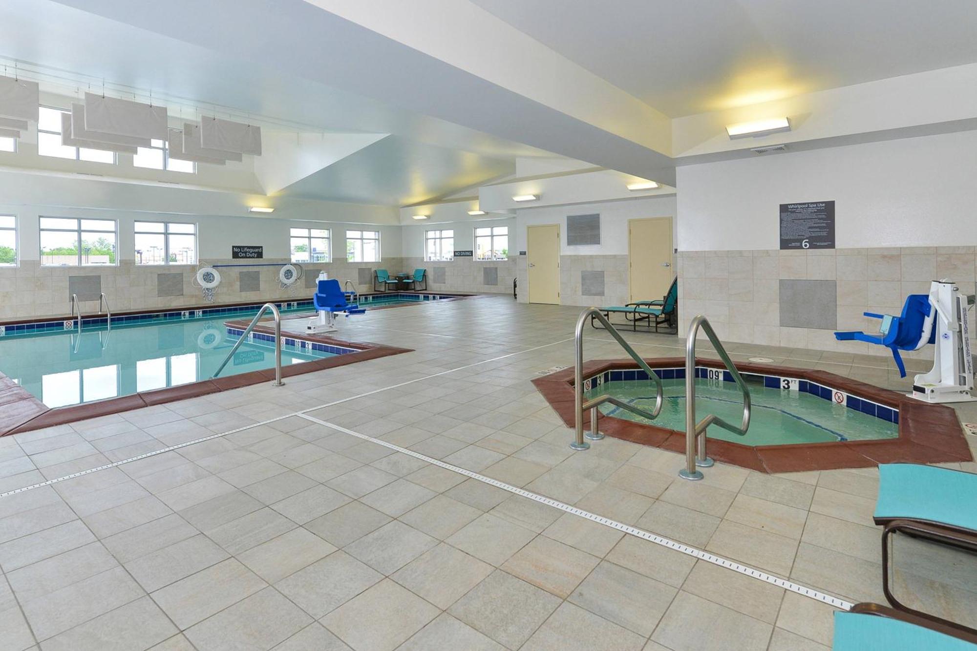 Residence Inn By Marriott Champaign Exteriör bild
