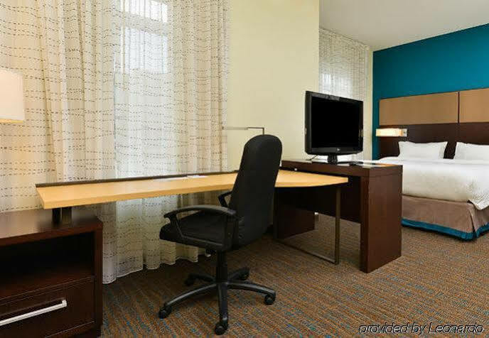 Residence Inn By Marriott Champaign Exteriör bild
